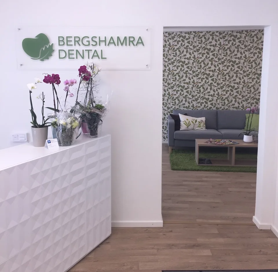 Välkommen till receptionen på Bergshamra Dental