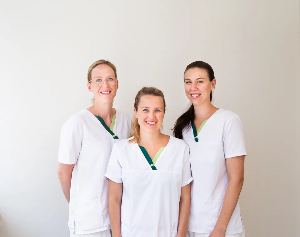 Emma, Elin och Isabelle på Bergshamra Dental
